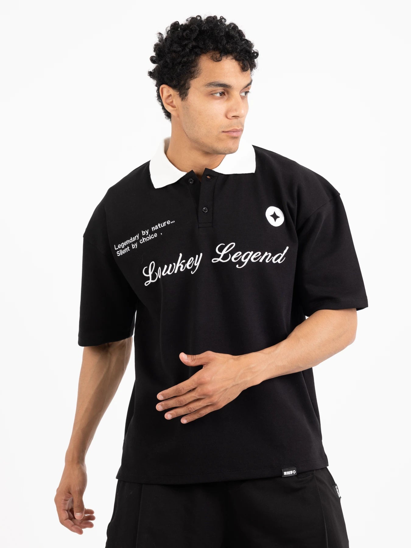 'Lowkey Legend'' تيشيرت بولو