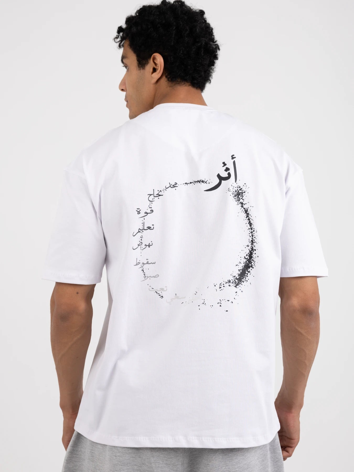 الزمن Tee
